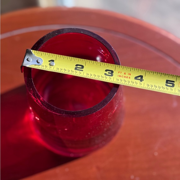 Unbranded Red‎ Glass Vase Thick Heavy Beautiful Flowers Decor - Picture 4 of 4